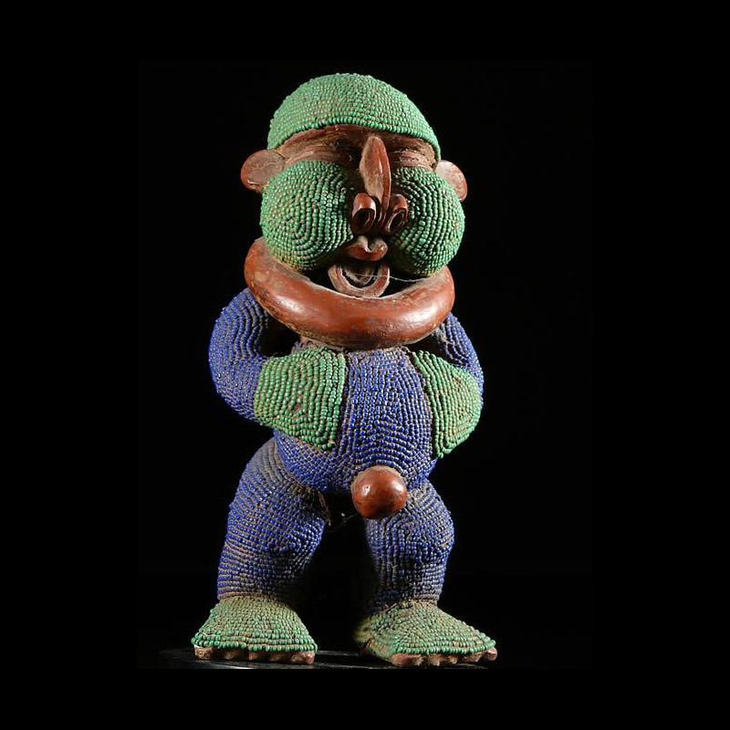 Statue terre cuite et perles - Pygmees - Cameroun - Deco