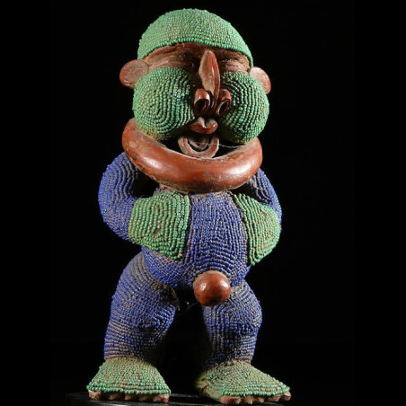 Statue terre cuite et perles - Pygmees - Cameroun - Deco