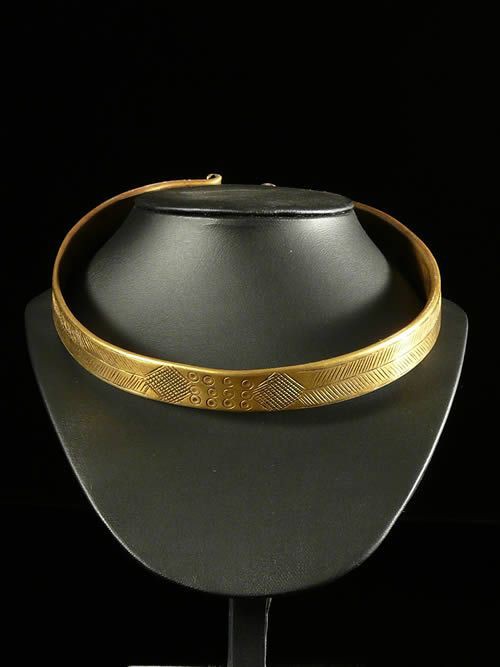Torque en laiton - Dinka ou Oromo - Soudan / Kenya - Bijoux