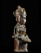 Reine en tenue de ceremonie - Bini Edo - Benin - Bronzes du Beni