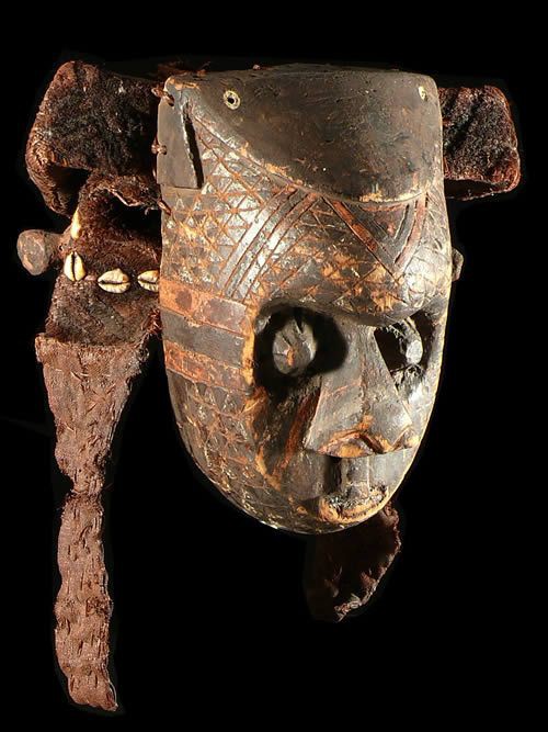 Masque Pwoom Itok - Kuba / Ngeende - RDC Zaire - Masques