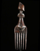 Peigne en bois sur socle metal - Luba - RDC Zaire