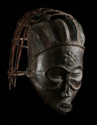Masque Mwana Pwo - Chokwe / Tschokwe - Angola