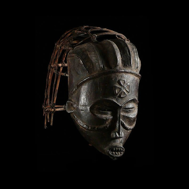 Masque Mwana Pwo - Chokwe / Tschokwe - Angola