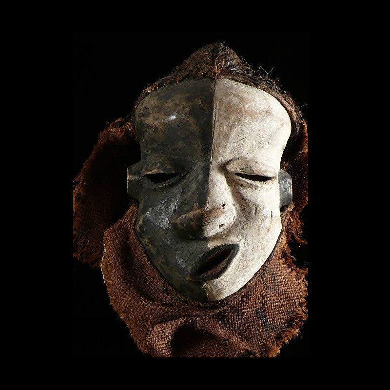 Masque Mpangu / Mbangu de maladie - Pende - RDC Zaire