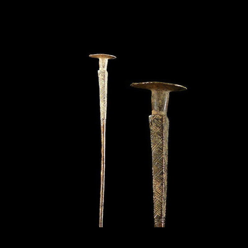Pique a cheveux en metal - Gurunsi - Burkina faso