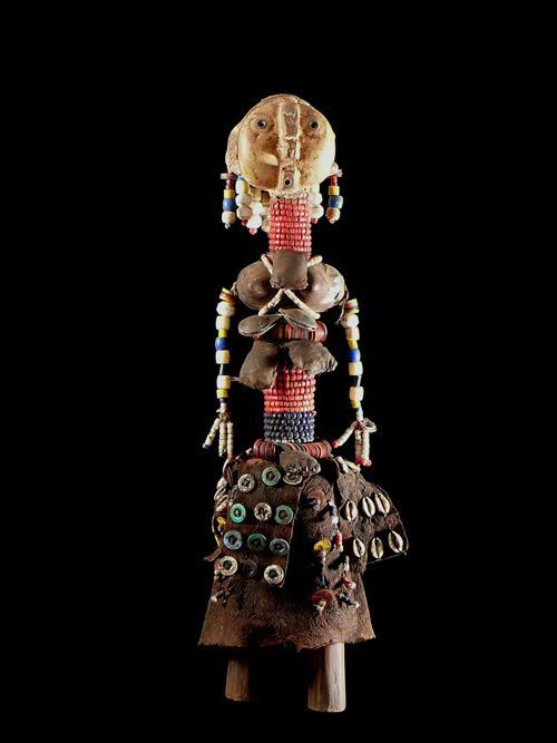 Poupee rituelle perlee - Nyaneka / Humbe / Mwila - Angola
