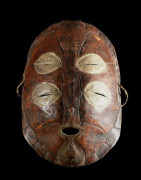 Masque de ceremonie - Lega - RDC Zaire