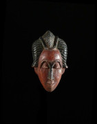 Masque amulette polychrome - Baoule - Côte d'Ivoire