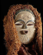 Masque blanc complet - Tsogho / Vouvi - Gabon