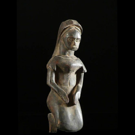 Statuette de Vierge Chretienne - Lobi - Burkina Faso