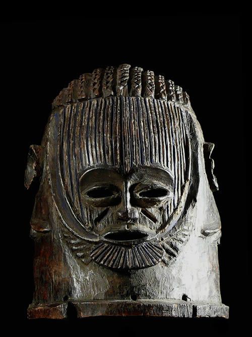 Masque casque Egu Ojuegu - Igala - Nigeria
