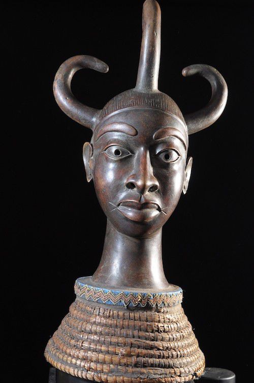 Tête commémorative masculine - Bini / Idoma - Nigeria