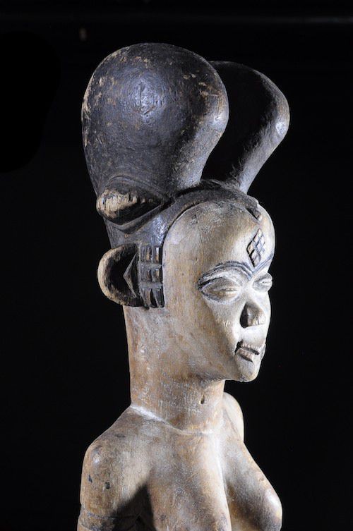 Statuette rituelle feminine - Punu / Pounou Lumbu - Gabon