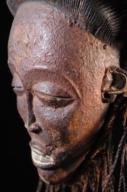 Masque Mwana Pwo - Chokwe / Tschokwe - Angola