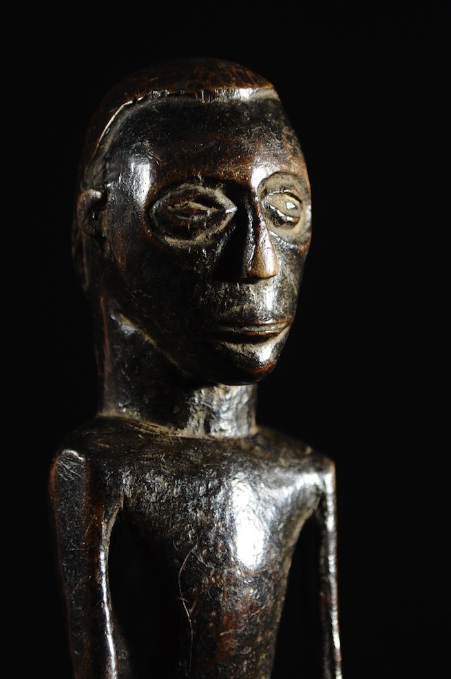 Statuette anthropomorphe - Holo - RDC Zaire / Angola