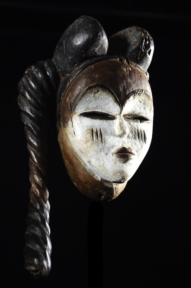 Masque blanc ancien - Tsogho / Vouvi - Gabon