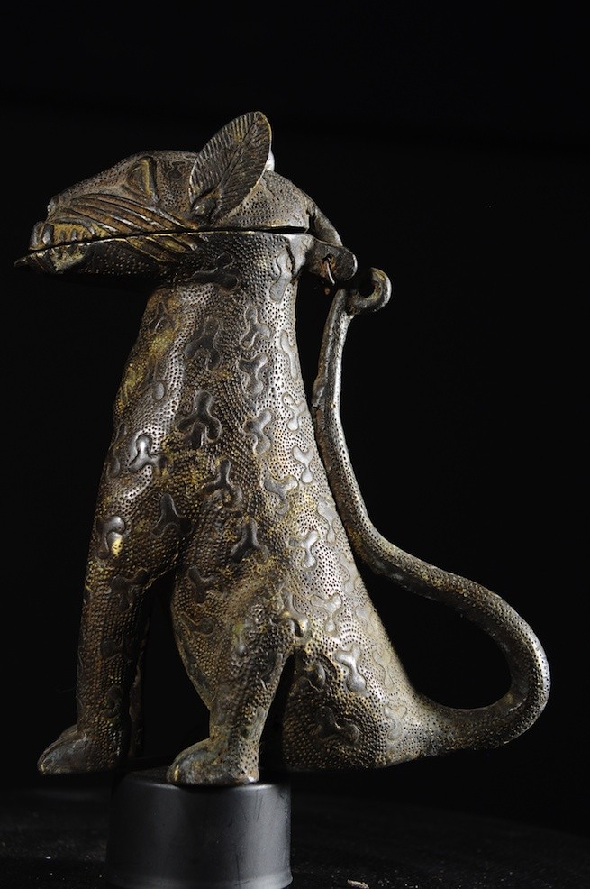 Leopard Royal Aquamanille - Bini Edo - Bronzes du Benin