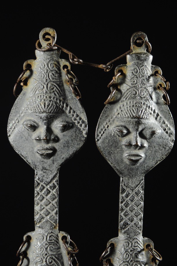Statuette Edan en paire de la societe Ogboni - Yoruba Nigeria - Bronzes