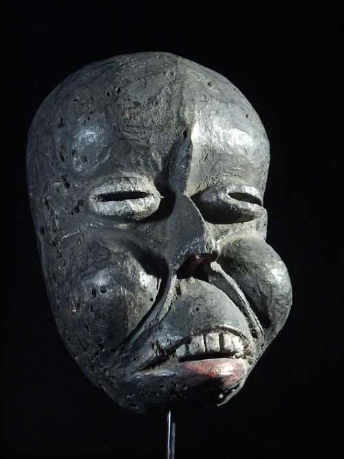 Masque ancien de maladie - Ibo / Igbo - Nigeria - maladies