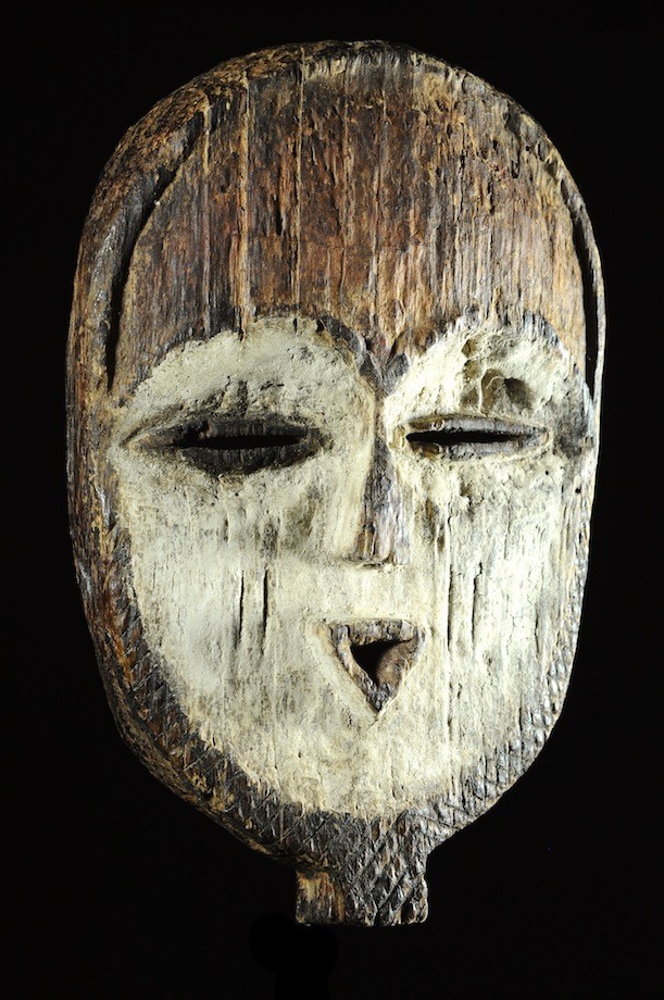 Masque blanc ancien - Tsogho / Vouvi - Gabon