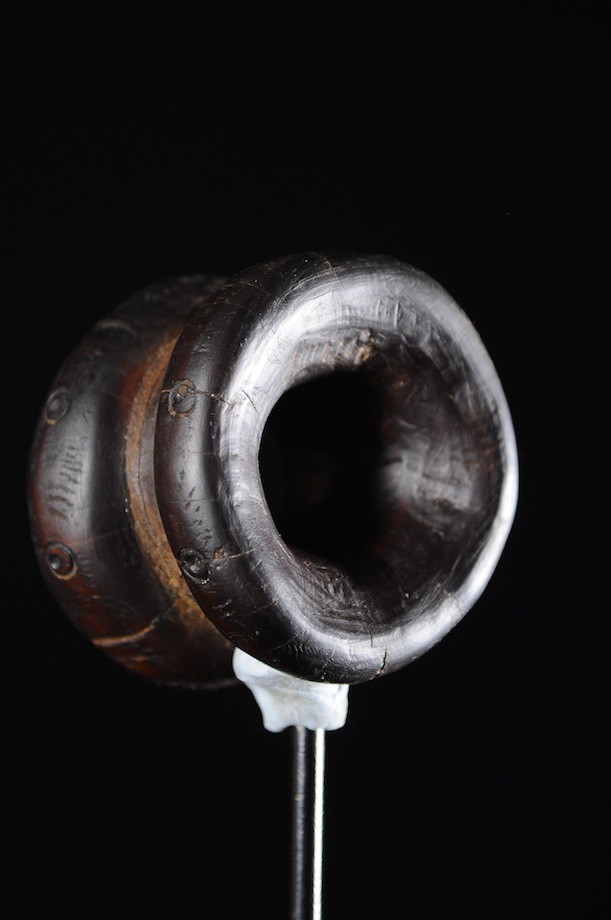Labret en bois et metal - Dinka / Pokot - Soudan / Ethiopie