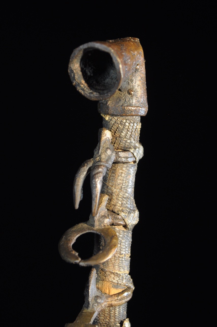 Pipe a tabac rituelle en bois et bronze - Sénoufo - Côte Ivoire