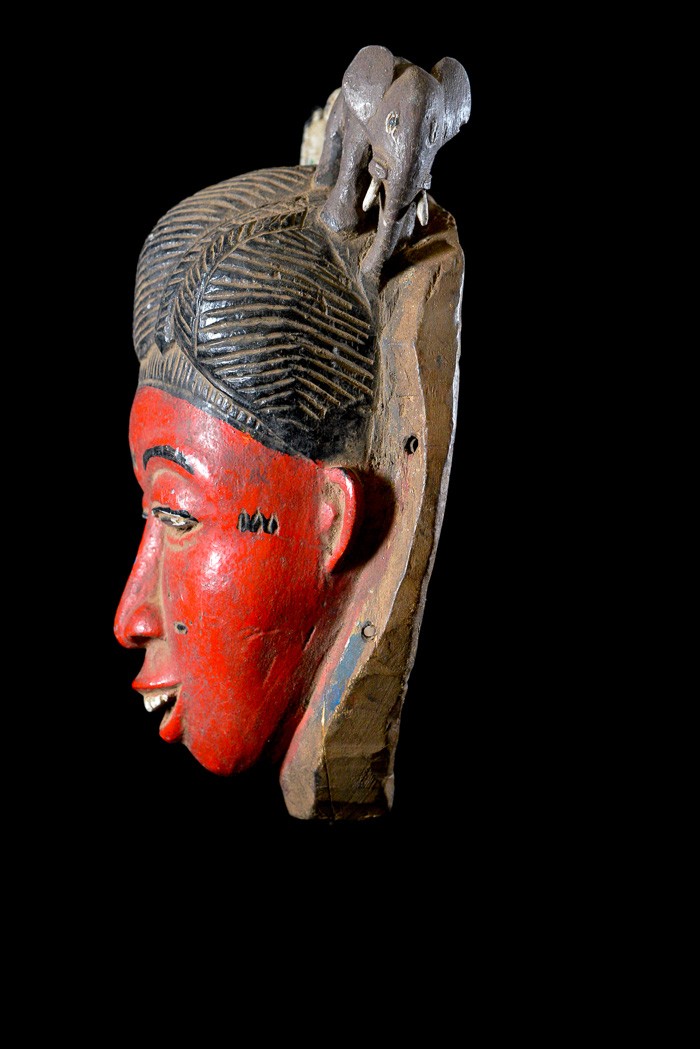 Masque Seli totem rouge - Gouro - Côte d'Ivoire