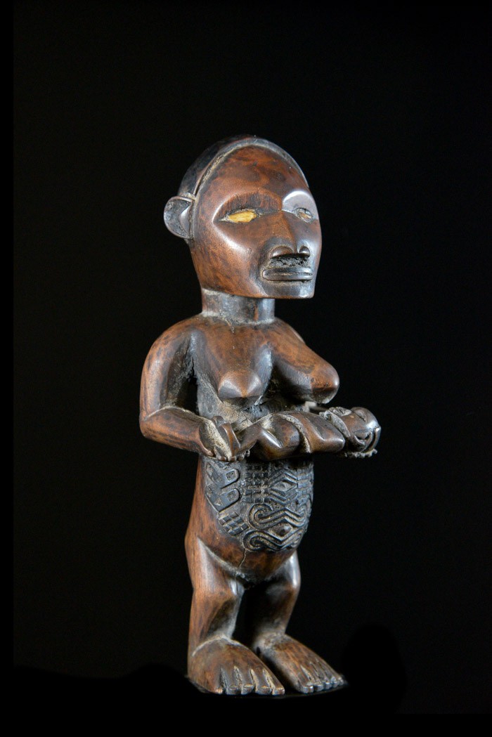 Statue cultuelle maternité - Bembe - RDC Zaire