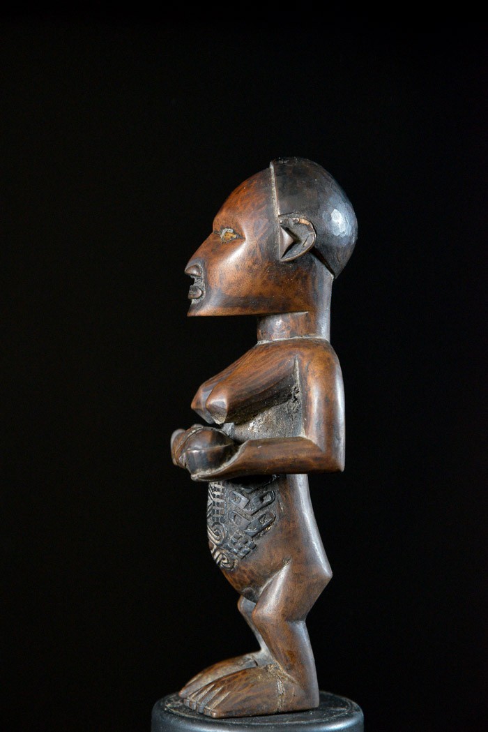 Statue cultuelle maternité - Bembe - RDC Zaire