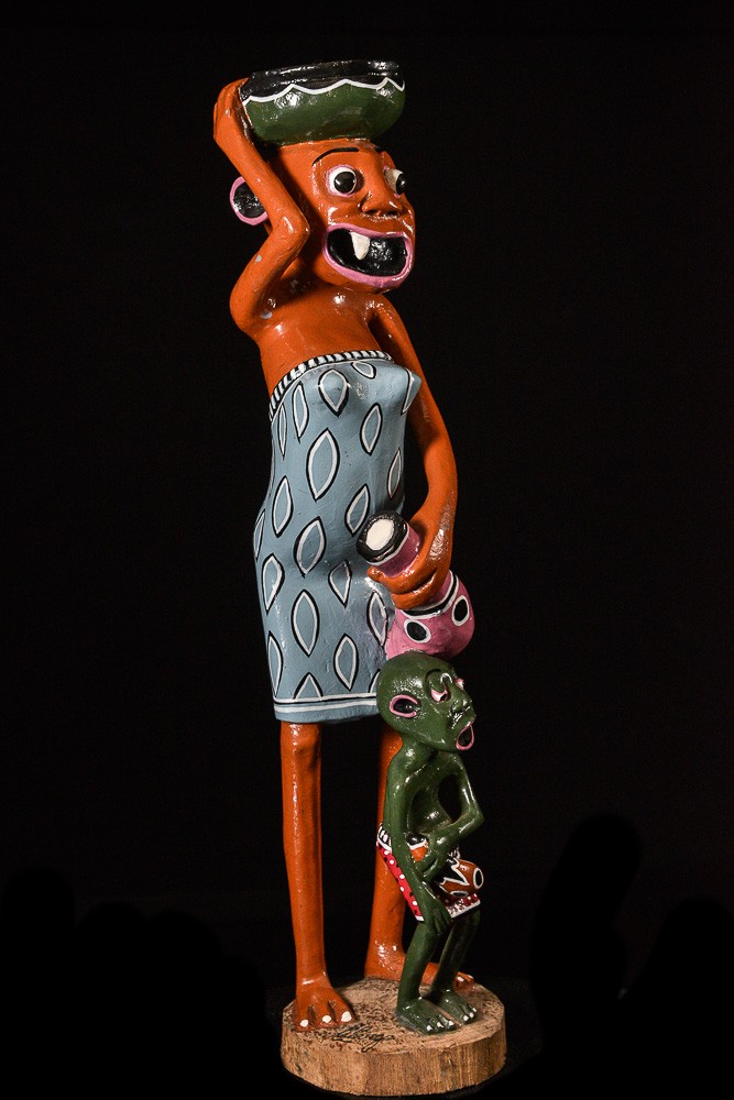 Sculpture Shetani Femme Vase Et Enfant - George Lilanga - Makonde