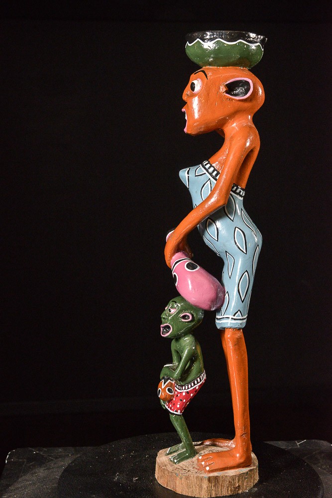 Sculpture Shetani Femme Vase Et Enfant - George Lilanga - Makonde