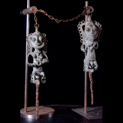 Statuette Edan en paire de la societe Ogboni - Yoruba Nigeria - Bronzes