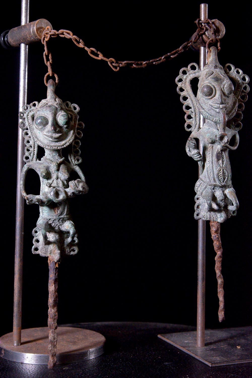 Statuettes Edan en paire de la societe Ogboni - Yoruba Nigeria - Bronzes