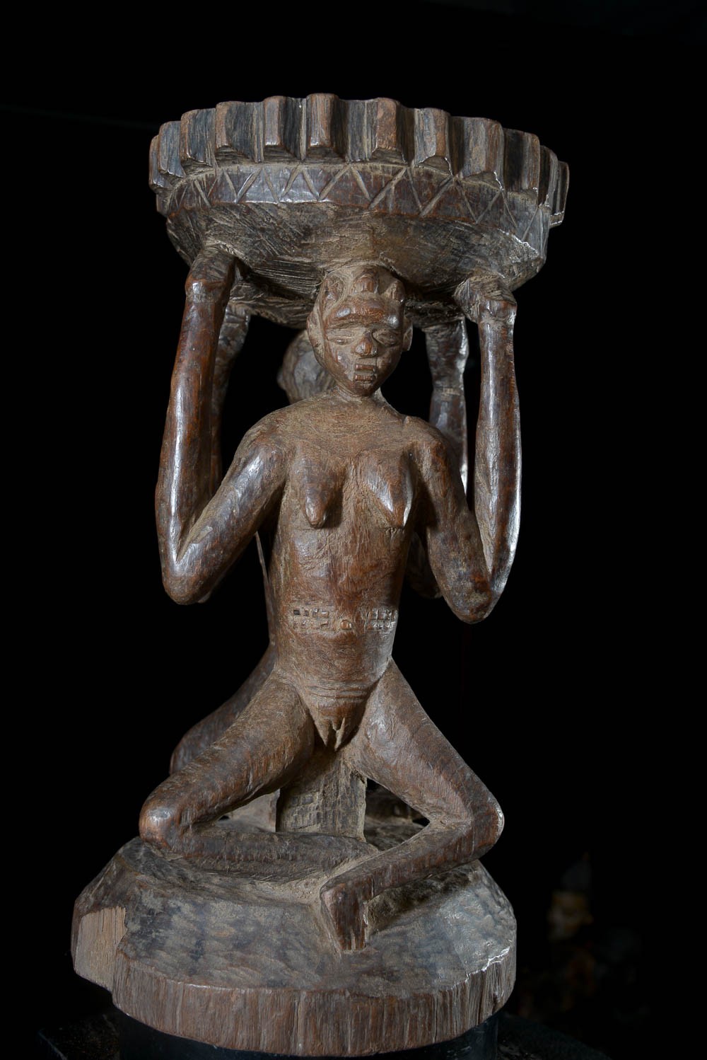 Siege autel Caryatides - Luba - RDC Zaire - Sieges africains