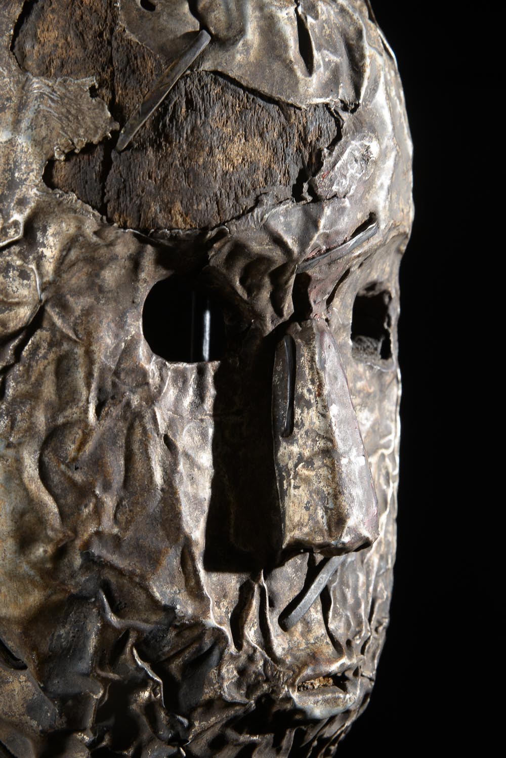 Masque en métal ngongo munene - Ding Tukongo - RDC Zaire