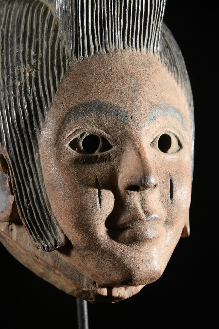 Masque polychrome Elvis Presley - Idoma - Nigeria