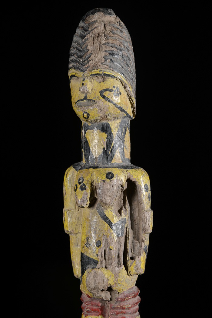 Statuette feminine polychrome Edjo - Urhobo - Nigeria