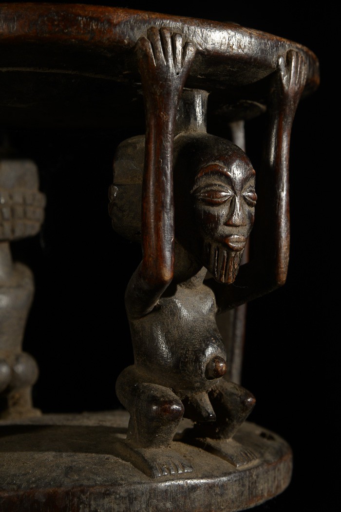 Siege Repose pieds Caryatides - Luba - RDC Zaire - Sieges africains