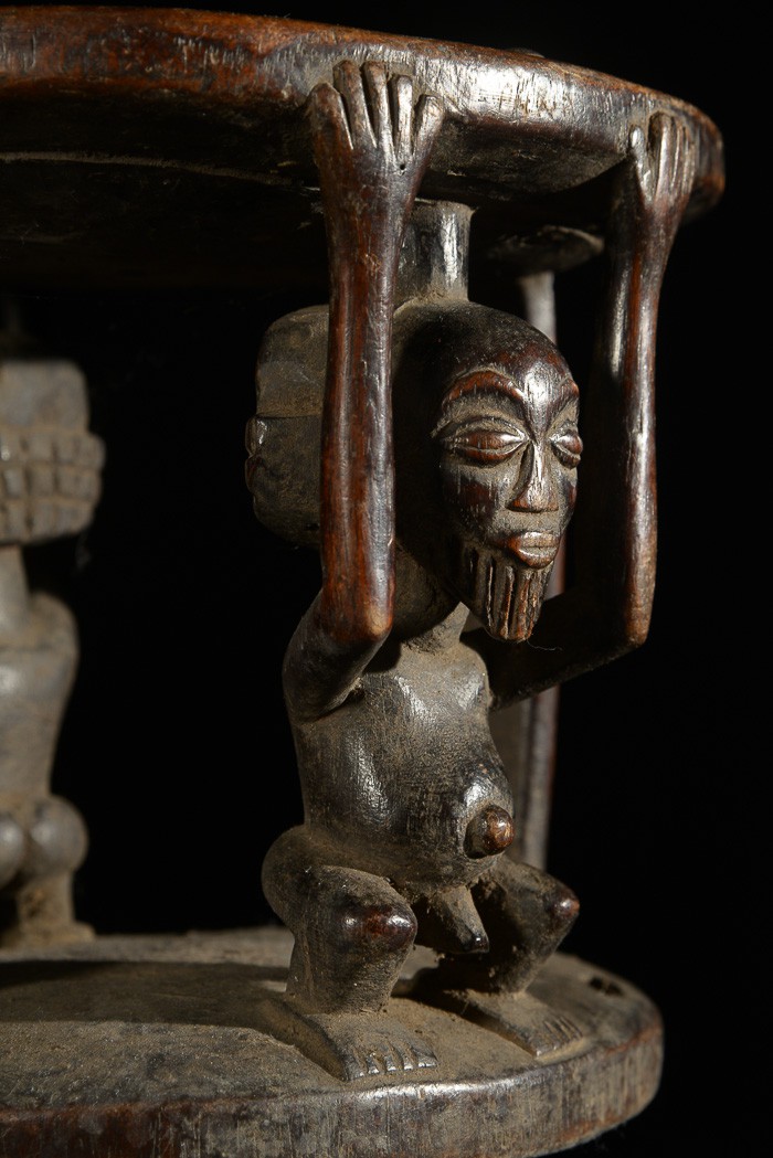 Siege Repose pieds Caryatides - Luba - RDC Zaire - Sieges africains