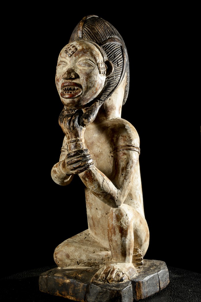 Statuette rituelle feminine masquée - Punu / Pounou Lumbu - Gabon