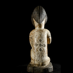 Statuette rituelle feminine - Punu / Pounou Lumbu - Gabon