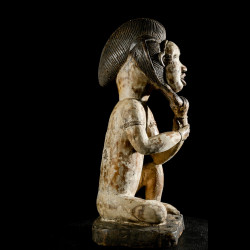 Statuette rituelle feminine - Punu / Pounou Lumbu - Gabon