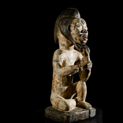 Statuette rituelle feminine - Punu / Pounou Lumbu - Gabon