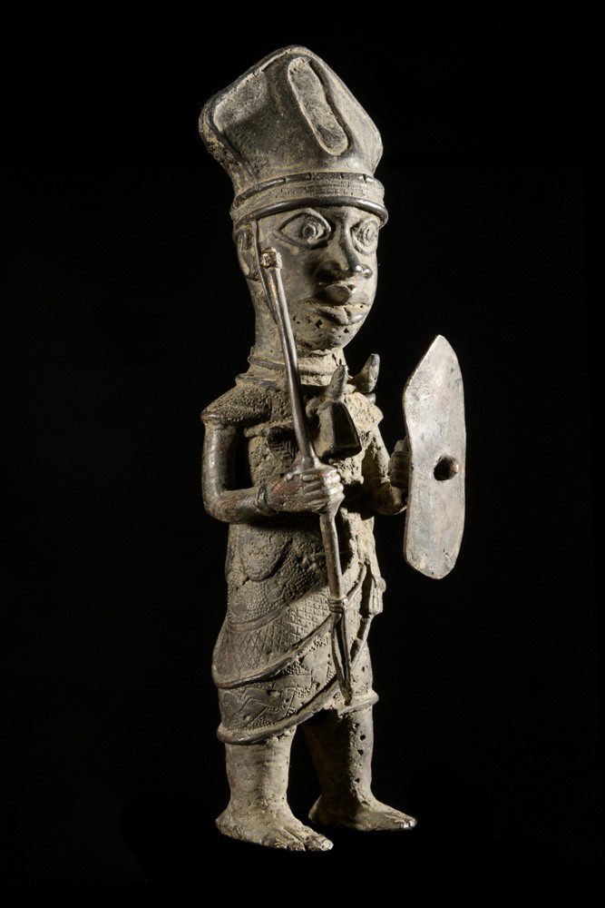 Oba en tenue de guerre - Bini Edo - Benin - Bronzes du Benin