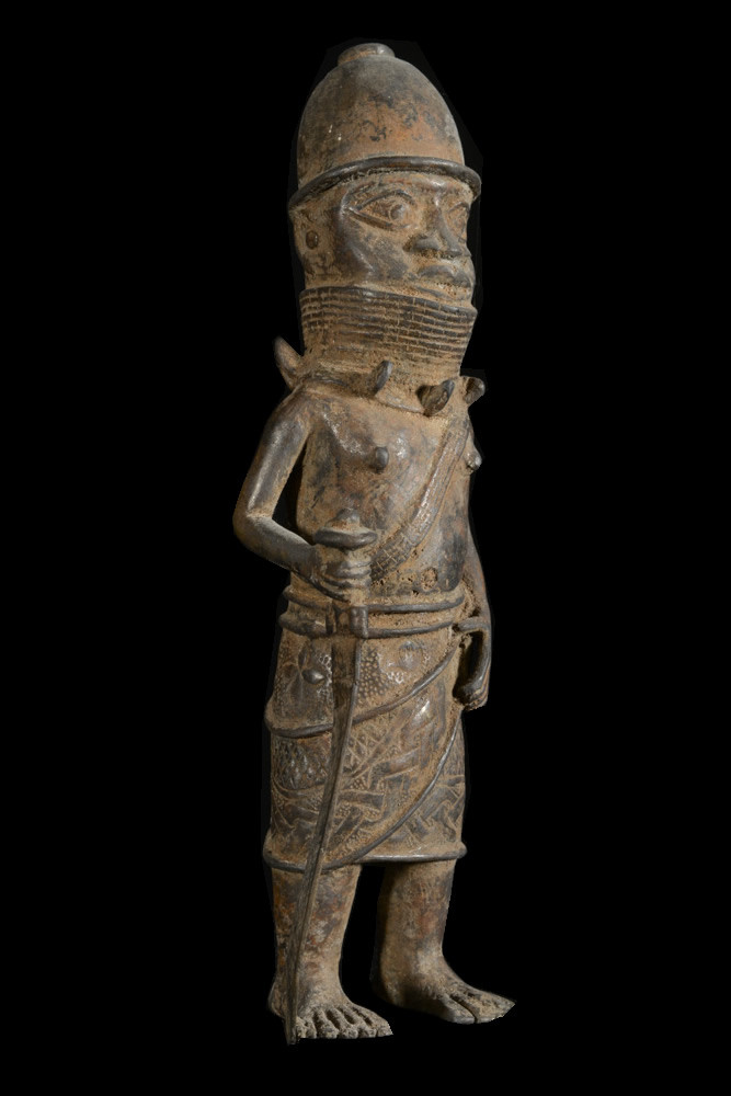 Oba en tenue de guerre - Bini Edo - Benin - Bronzes du Benin