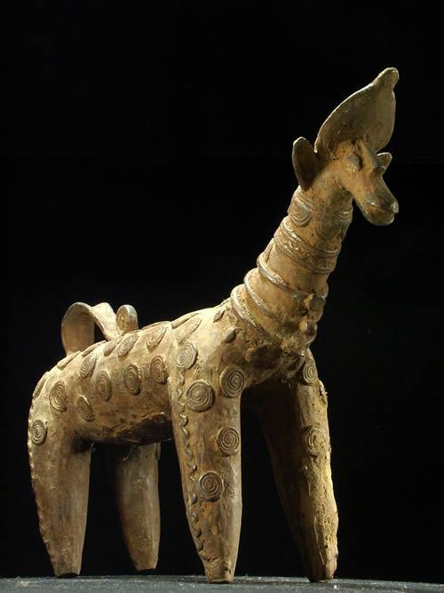 Girafe en bronze - Bobo dioulasso - Burkina Faso - Bronzes