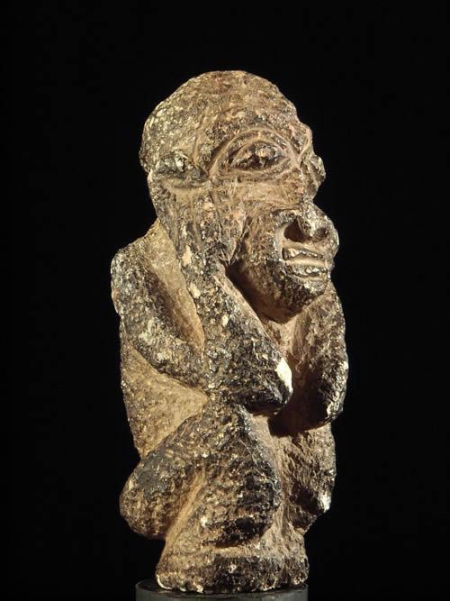 Statuette en pierre Pomdo - Kissi - Guinee