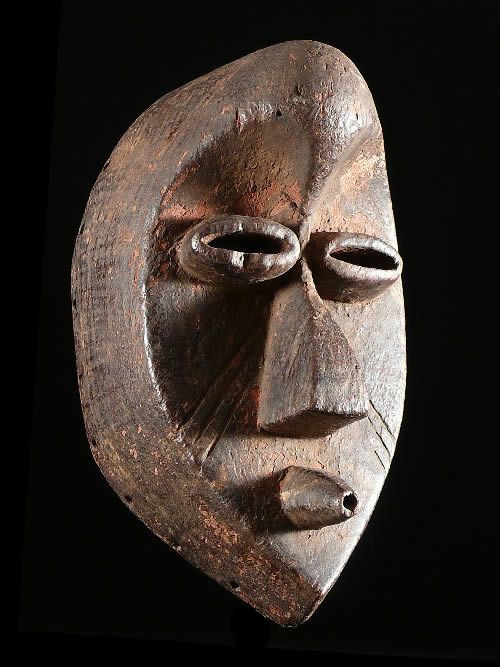Afričke maske Masque-de-ceremonie-hongwe-mahongwe-congo-gabon