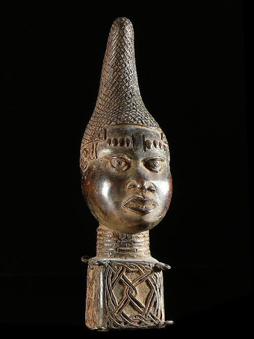 Tete de reine Iyoba - Bini Edo - Benin - Bronzes du Benin